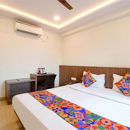 Fabhotel Kzar Select - 2Km From Park Street Calcutta Extérieur photo