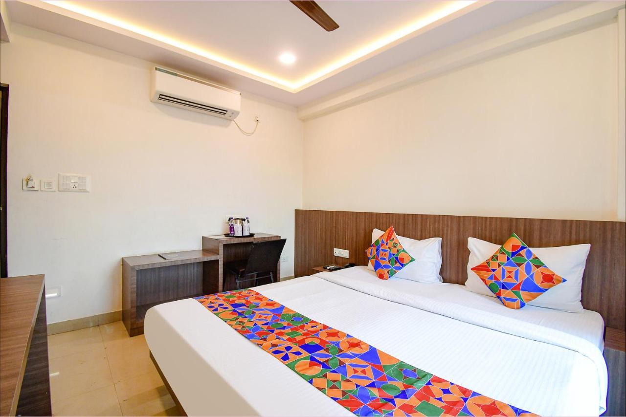 Fabhotel Kzar Select - 2Km From Park Street Calcutta Extérieur photo