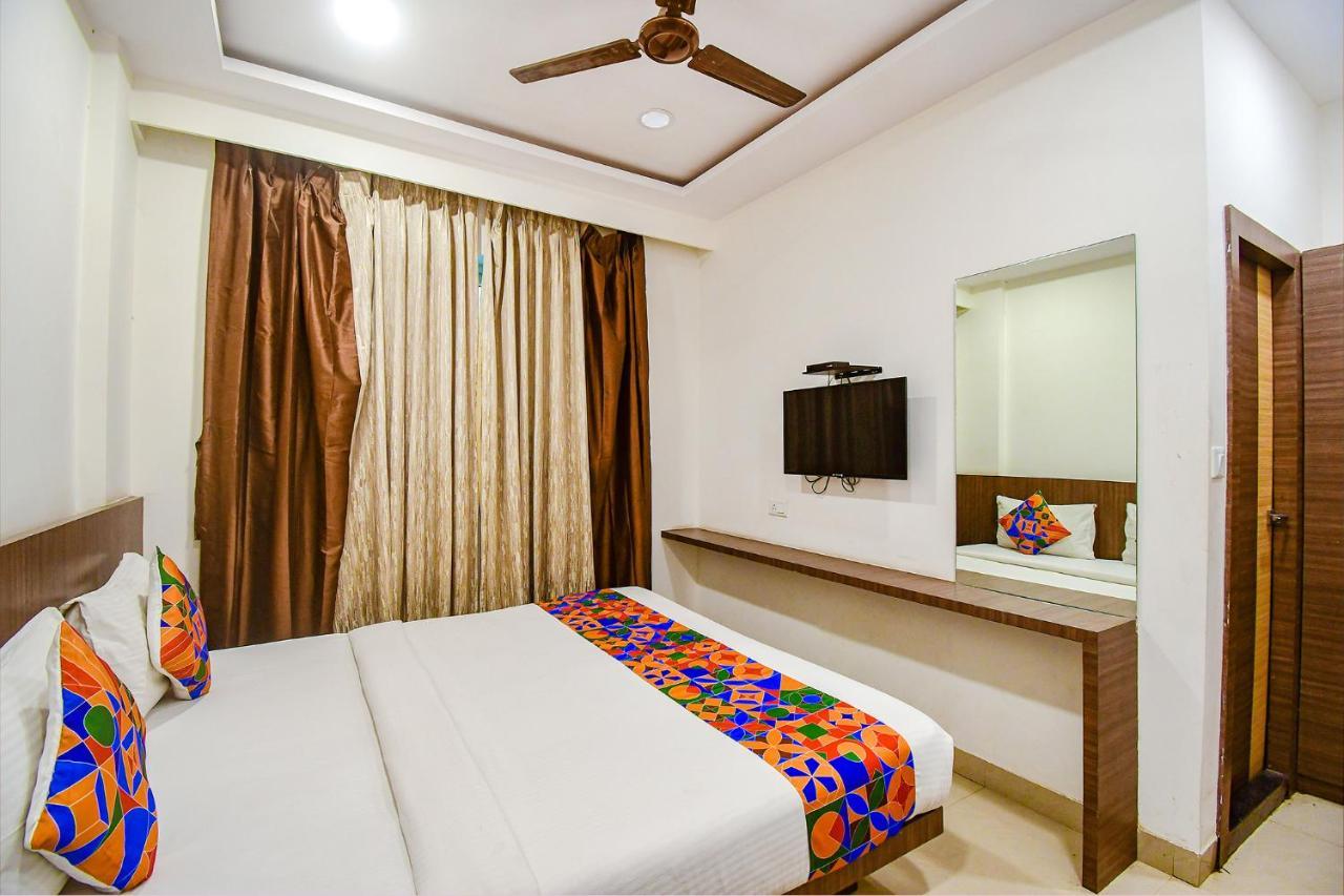 Fabhotel Kzar Select - 2Km From Park Street Calcutta Extérieur photo