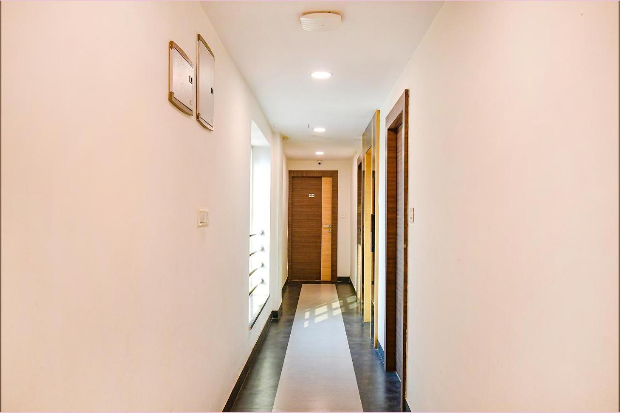 Fabhotel Kzar Select - 2Km From Park Street Calcutta Extérieur photo